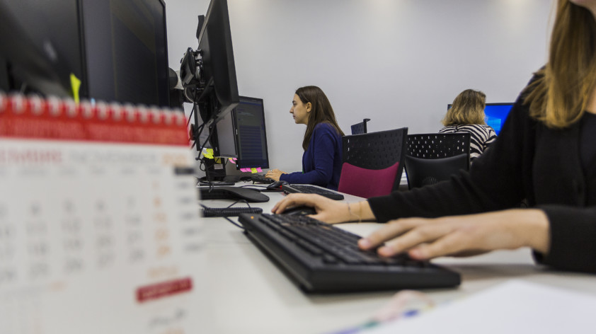 La mujer: motor de la economía y líder necesaria